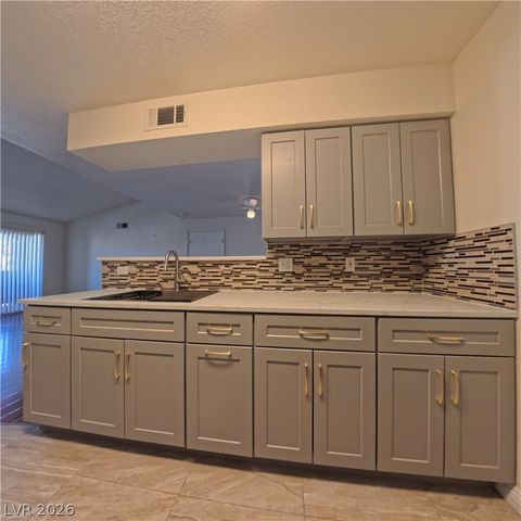 8101 West Flamingo Road 2013, Las Vegas, NV 89147