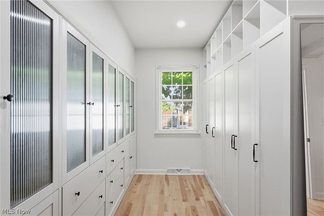 21510 Halburton Road, Beachwood, OH 44112