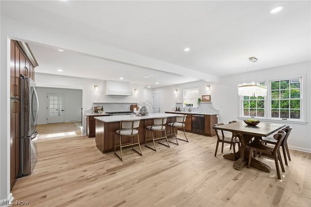 21510 Halburton Road, Beachwood, OH 44112