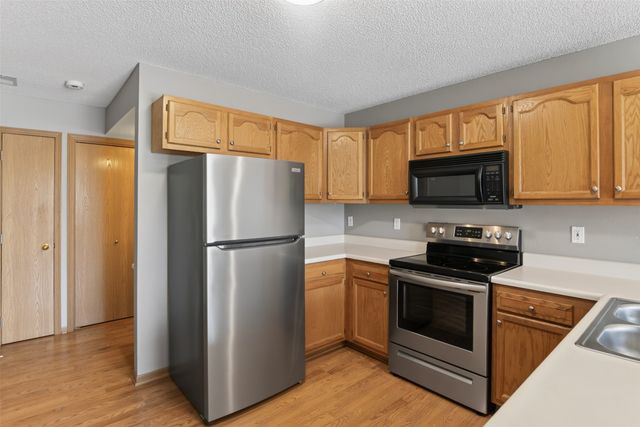 4146 Eisenhower Lane 4, Ames, IA 50010