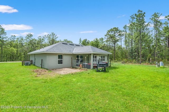 18336 Macek Road, Weeki Wachee, FL 34614