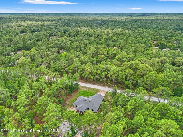 18336 Macek Road, Weeki Wachee, FL 34614
