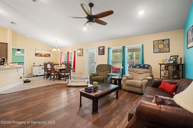 18336 Macek Road, Weeki Wachee, FL 34614