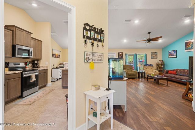18336 Macek Road, Weeki Wachee, FL 34614