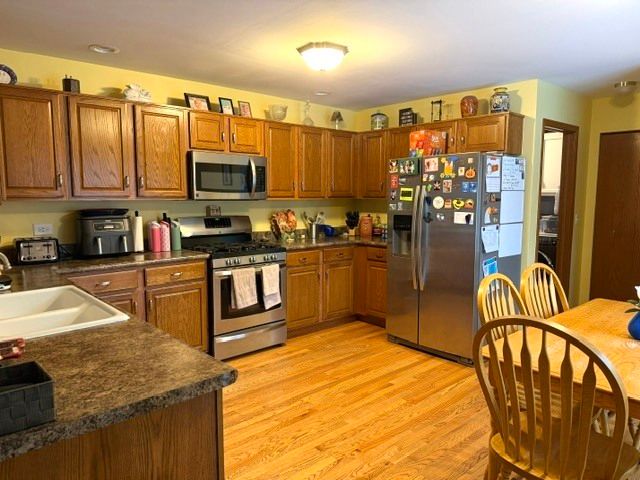 1016 Rainy Lake Court, Lake Villa, IL 60046