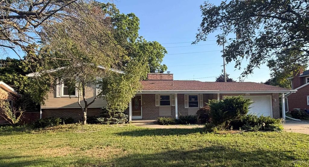4415 Bradford Drive, Saginaw Twp, MI 48603