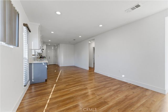 6011 Arlington, Los Angeles, CA 90043