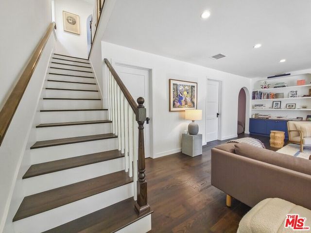 1616 Cerro Gordo Street, Los Angeles, CA 90026