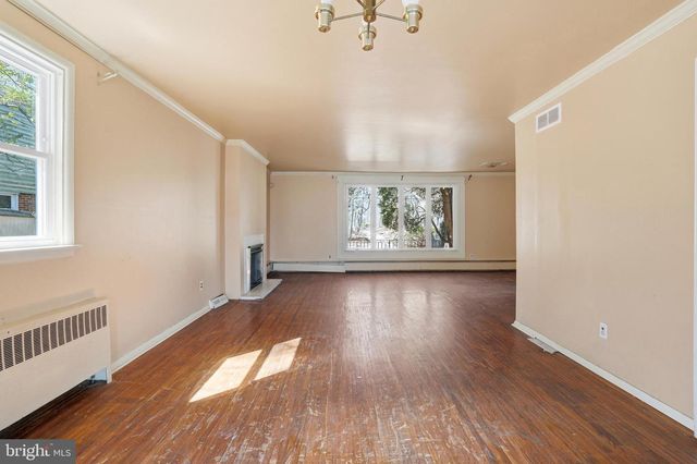 1650 E WILLOW GROVE AVE, Glenside, PA 19038