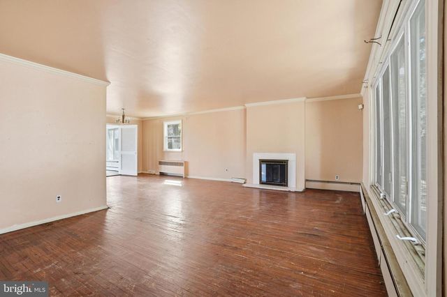 1650 E WILLOW GROVE AVE, Glenside, PA 19038