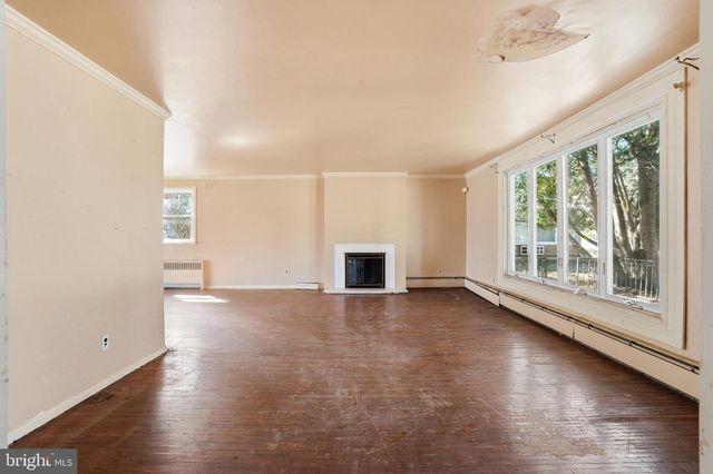 1650 E WILLOW GROVE AVE, Glenside, PA 19038