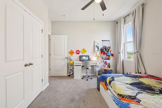 10509 BRIDGEGATE HEIGHTS LOOP, San Antonio, FL 33576