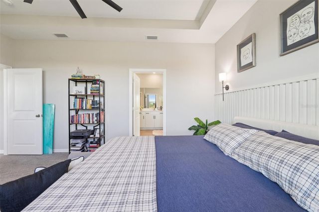 10509 BRIDGEGATE HEIGHTS LOOP, San Antonio, FL 33576