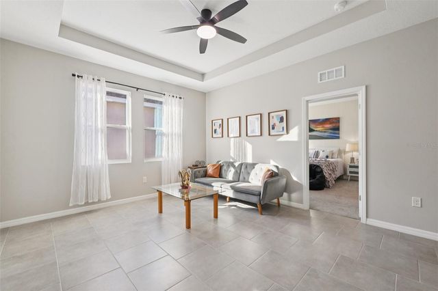 10509 BRIDGEGATE HEIGHTS LOOP, San Antonio, FL 33576