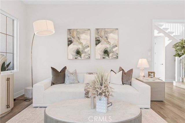 162 Winnett, Irvine, CA 92602