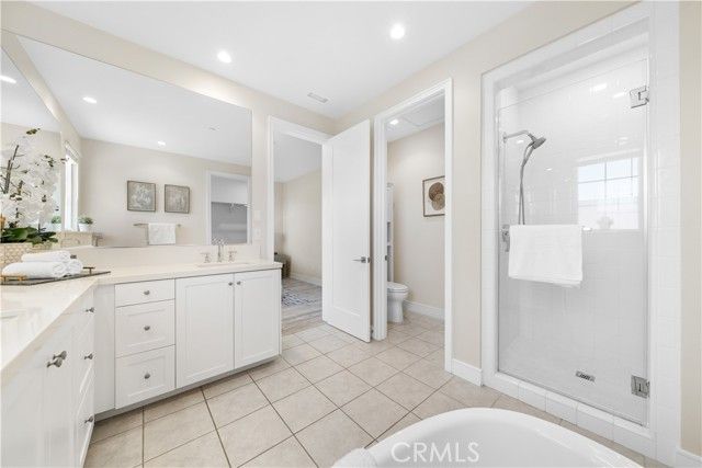 162 Winnett, Irvine, CA 92602