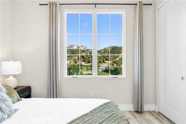 162 Winnett, Irvine, CA 92602