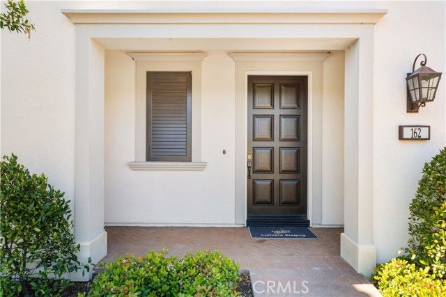 162 Winnett, Irvine, CA 92602