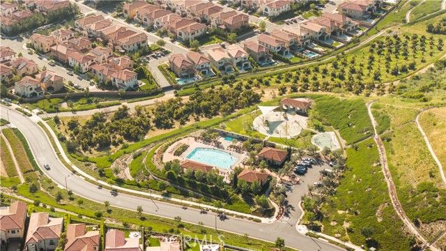 162 Winnett, Irvine, CA 92602