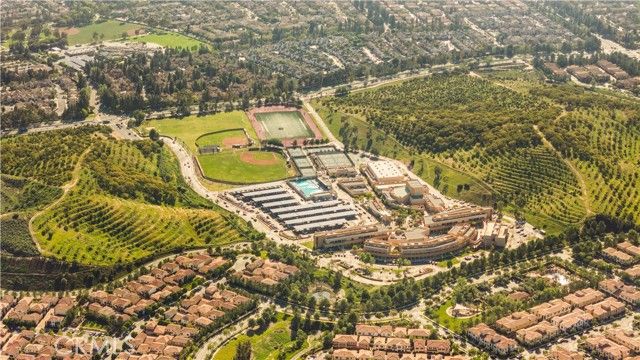 162 Winnett, Irvine, CA 92602