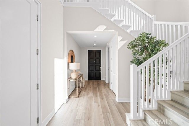 162 Winnett, Irvine, CA 92602