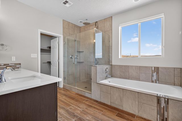 2601 Mansart Court NE, Rio Rancho, NM 87144