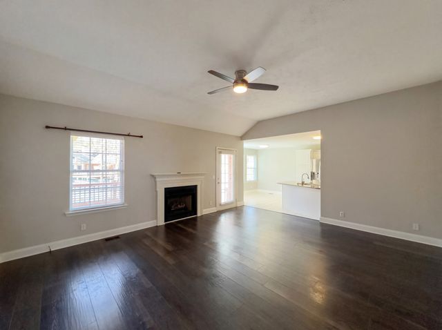 110 Arapaho Ct, White House, TN 37188