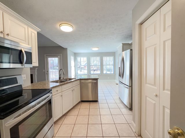 110 Arapaho Ct, White House, TN 37188