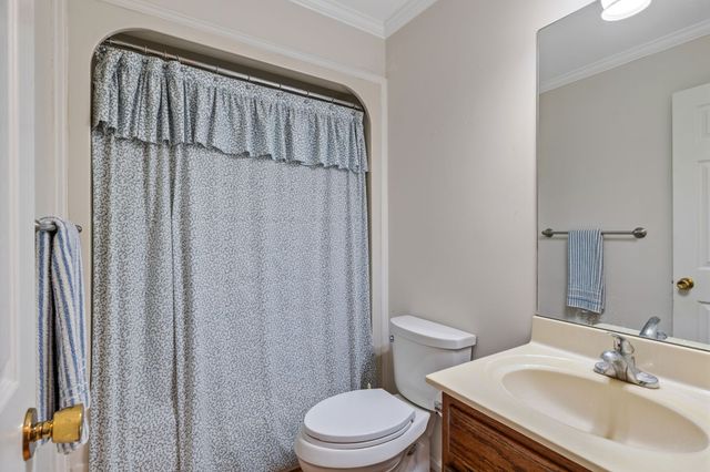 5010 John Lee Johnson Rd, Columbia, TN 38401