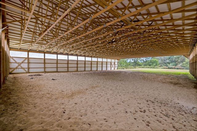 5010 John Lee Johnson Rd, Columbia, TN 38401