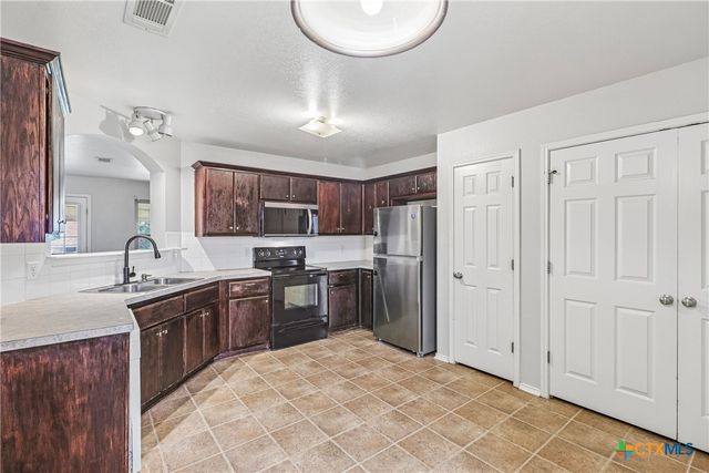 1309 Marlee Circle, Copperas Cove, TX 76522