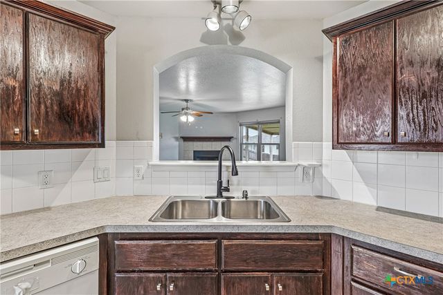 1309 Marlee Circle, Copperas Cove, TX 76522
