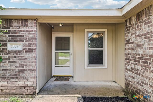 1309 Marlee Circle, Copperas Cove, TX 76522