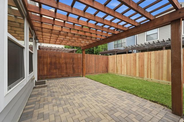 5326 Darling Street, Houston, TX 77007