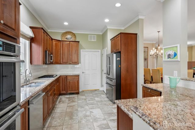 135 Diamond Spring Drive, Monroe, NJ 08831