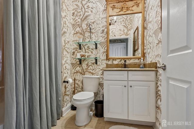 135 Diamond Spring Drive, Monroe, NJ 08831