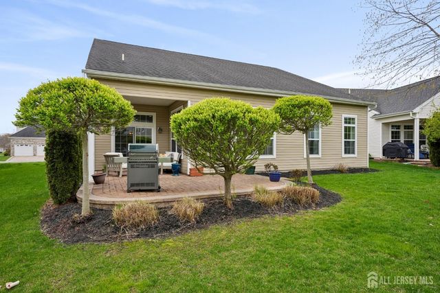 135 Diamond Spring Drive, Monroe, NJ 08831