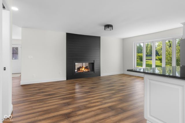 3532 Shoshonee Drive, Columbus, IN 47203