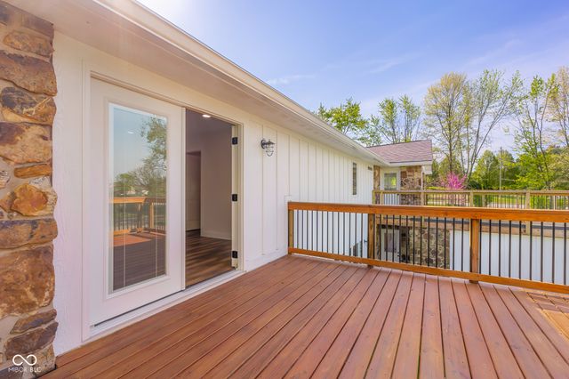 3532 Shoshonee Drive, Columbus, IN 47203