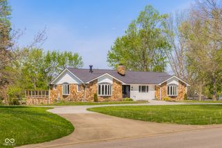 3532 Shoshonee Drive, Columbus, IN 47203