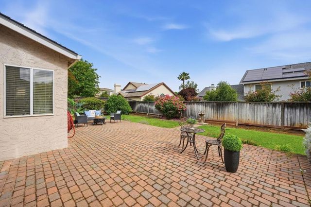 15670 Via Castana, Morgan Hill, CA 95037
