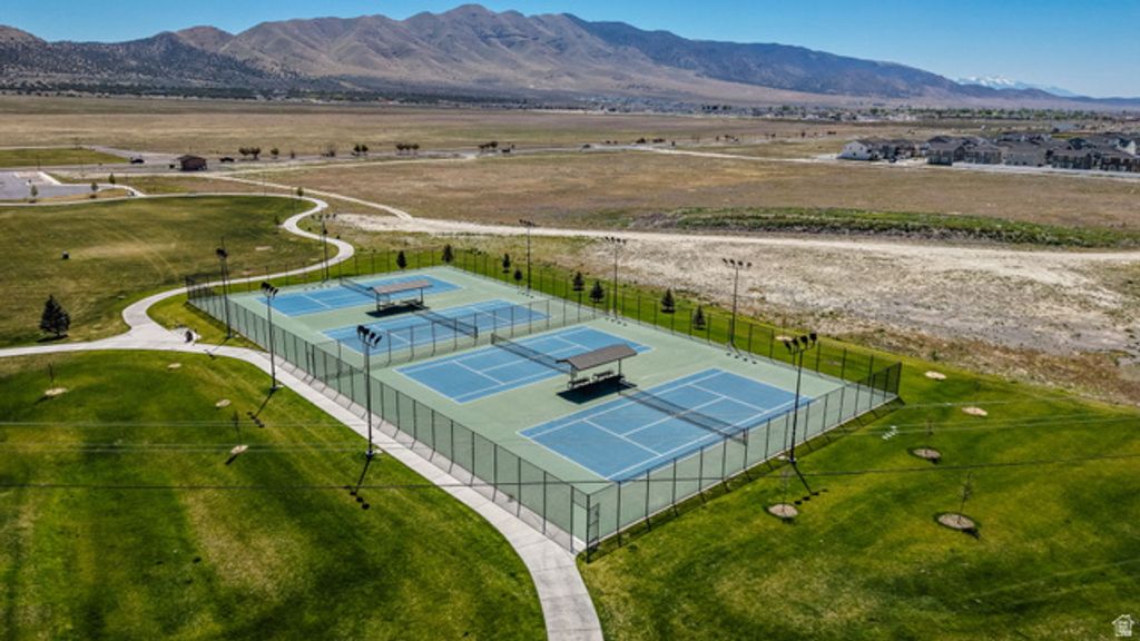 Image 39 of property listing at 6120 N SHEPS RIDGE RD, Eagle Mountain, UT 84005