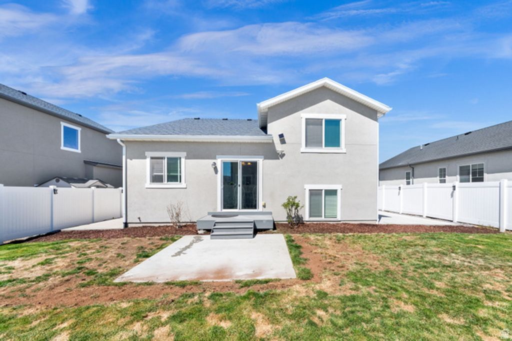 Image 42 of property listing at 6120 N SHEPS RIDGE RD, Eagle Mountain, UT 84005