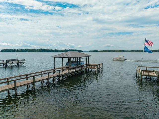 1083 Copperhead Road, Manning, SC 29102