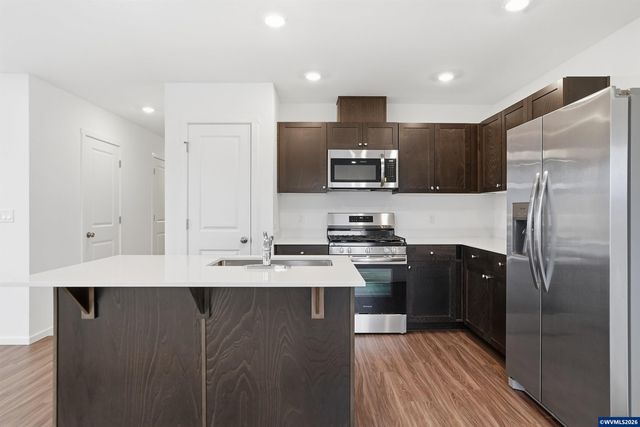 1327 Nolan Av SE, Albany, OR 97322