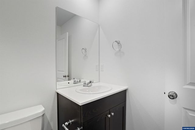 1327 Nolan Av SE, Albany, OR 97322