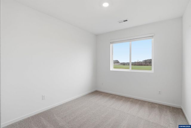1327 Nolan Av SE, Albany, OR 97322