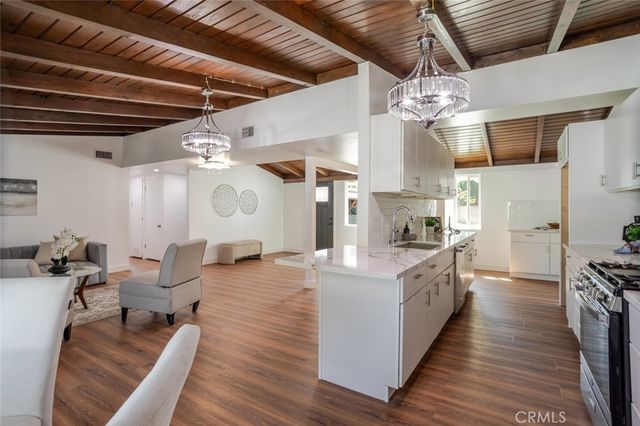 8008 Aura Avenue, Reseda, CA 91335