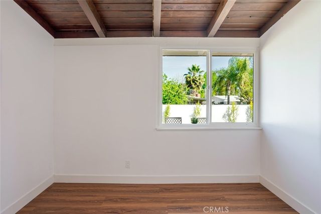 8008 Aura Avenue, Reseda, CA 91335