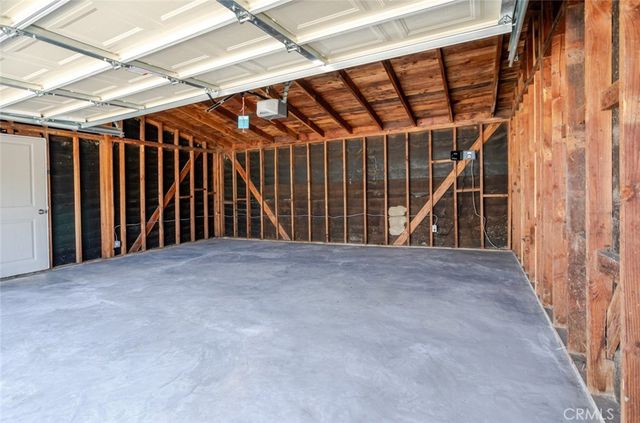 8008 Aura Avenue, Reseda, CA 91335
